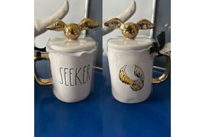 NWT Rae Dunn Harry Potter Double Sided Golden Snitch “SEEKER” Mug With Topper