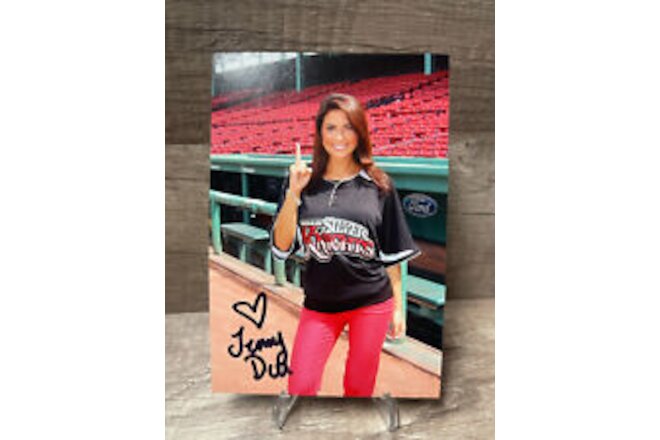 Jenny Dell CBS Sports Reporter Hand Signed 4x6 Photo TC46-2416