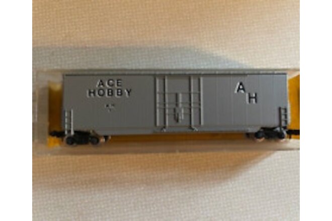 N Scale~RoundHouse~ACE HOBBY~8200~50' Train~Car