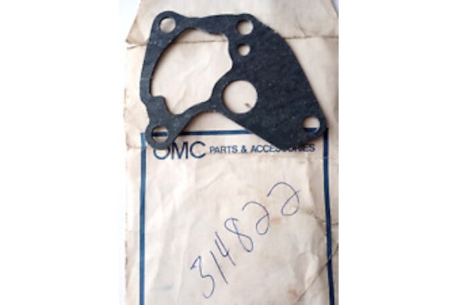 Johnson Evinrude Exhaust Cover Gasket OMC NOS 314822 (L-8544)