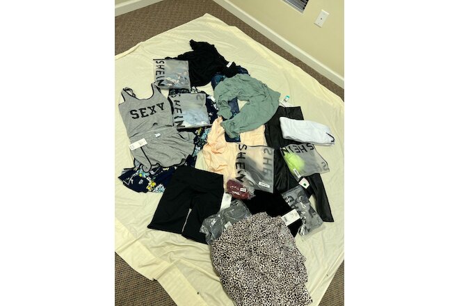 Lot of 12 size XS/S womens clothing Shein, stitch fix, and/or  other brands