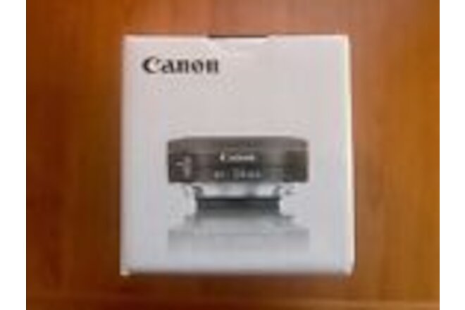 Canon EF-S 24MM f/2.8 STM Lens