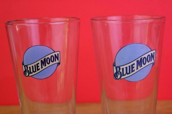 Blue Moon Beer Pint Glasses Set of 2 Barware