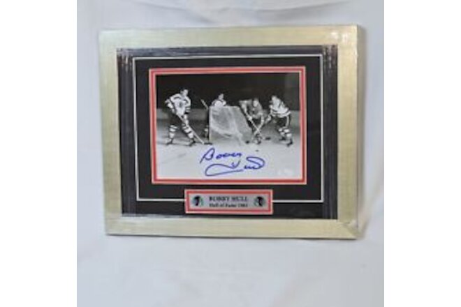 Bobby Hull Signed Picture Chicago BlackHawks Framed JSA Certified