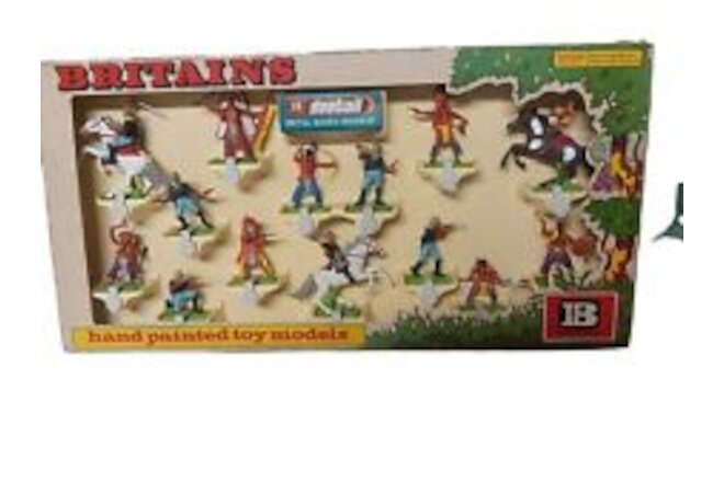 Britains Deetail Box Set Of 7th Calvery & Indians
