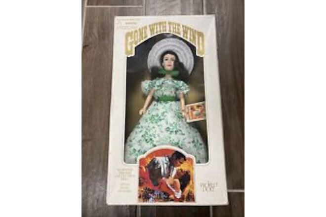 1989 GONE WITH THE WIND Scarlett O'hara by World Doll #71152 IN ORIGINAL BOX