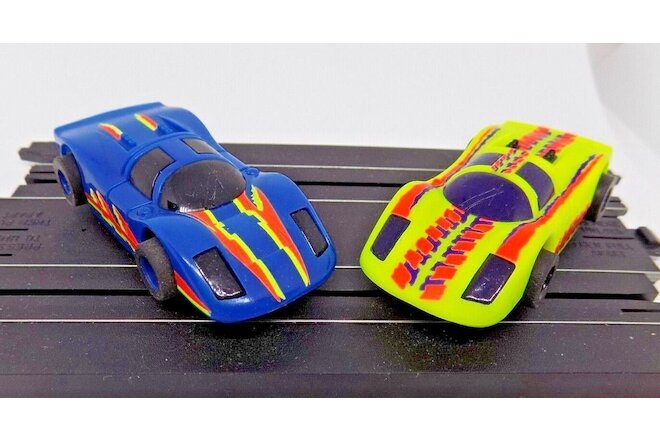 HTF - Tyco 2x Xtreme Racing Porsche from Wall Mounted Set w/ Correct Chassis EUC