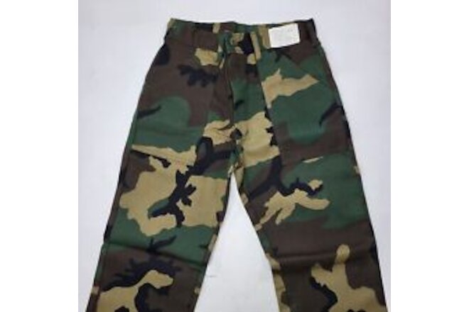 Vintage NOS Youth Military Woodland Camo Cotton Poly Blend Pants Size 12x26