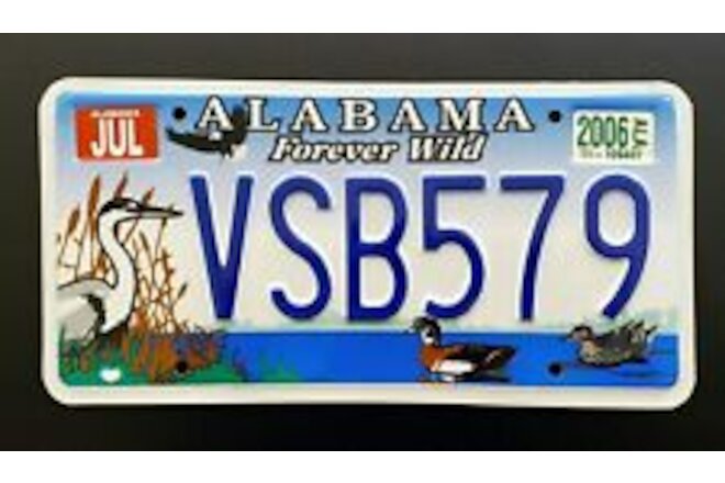 2006 AL Alabama FOREVER WILD Wildlife Bald Eagle Duck Bird License Plate VSB579