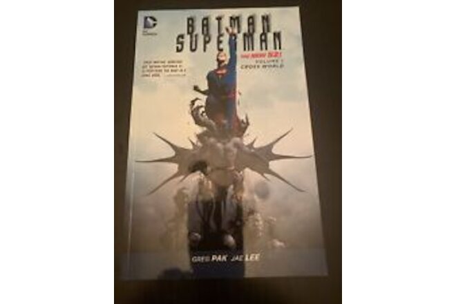 Batman/Superman Vol. 1: Cross World (The New 52) - Paperback By Pak, Greg