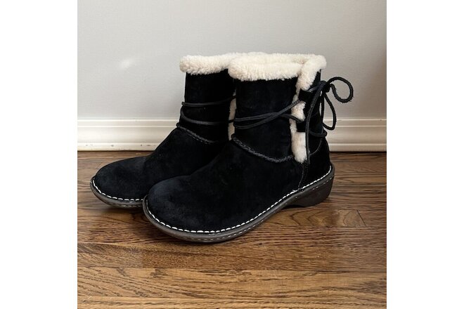 UGG Women's Caspia Lace Up Boots Sheepskin Suede Black Size 9