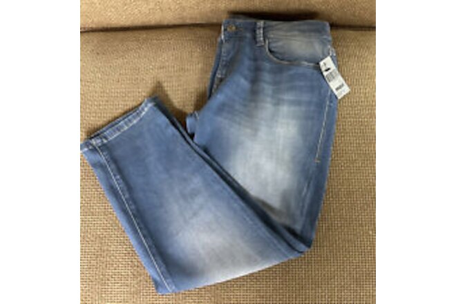 Mavi Keira Light Wash Mid-Rise Capri Jeans Women’s Size 27x33 NWT
