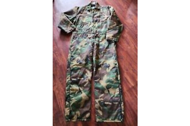 LIBERTY RUGGED OUTDOOR GEAR HUNTING CAMOUFLAGE COVERALLS INSULATED SIZE X-LARGE