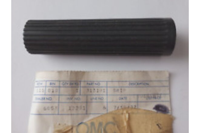 Evinrude Johnson OMC Handle Grip NOS 313181 (L-8530)