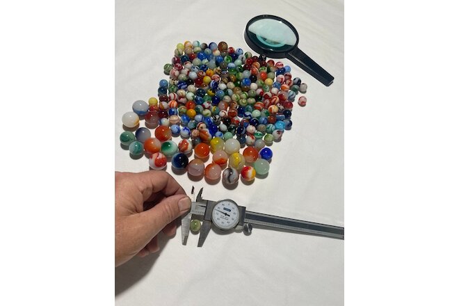 lot of 211 vintage Christensen Peltier Akro Agate marbles ? .57" to 1" G to M