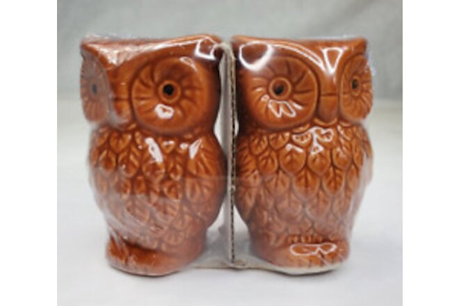 Salt and Pepper Shakers Owl Brown NEW 2005
