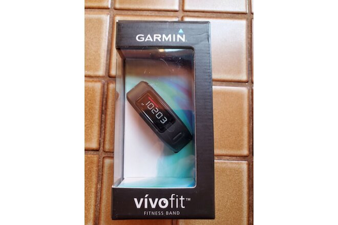 Garmin vivofit fitness band  NIB Black ONLY OPENED TO CONFIRM CONTENTS