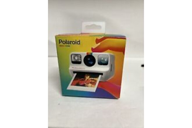 Polaroid Go Analog Instant Camera-White  NEW SEALED!