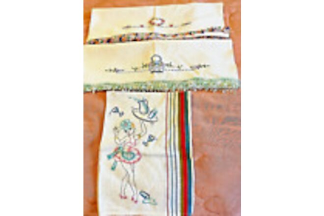 Lot of 3 Vtg Colorful Embroidered Kitchen Tea Towels Decor Basket Flowers Heart