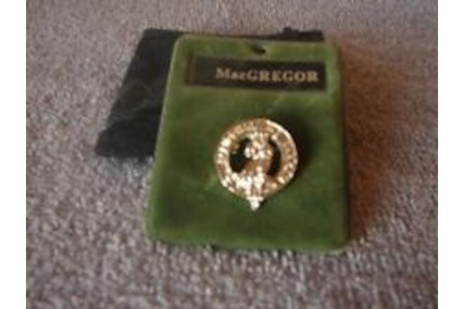 MacGregor Clan Crest,  Broach or Pinback New on Card Gold Tone