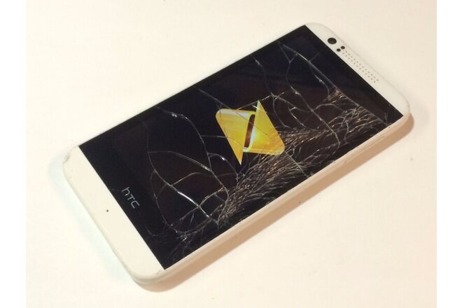 HTC Desire 510 - 4GB - White (Boost Mobile) Smartphone (cracked)