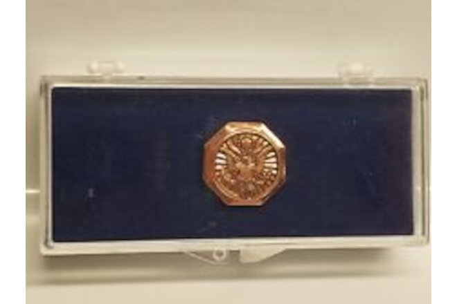 US Government 10 Year Bronze Tone Federal Service DOD Award Lapel Pin NEW W/CASE