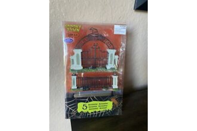 Spooky Town Lemax Witch Gate Set Of 5