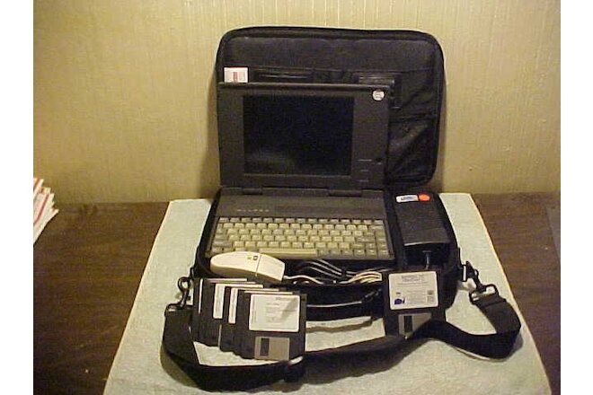 Vintage Ultra NB 5500 Laptop Notebook Computer Windows 3.1-3.5 Floppy Drive+Accs