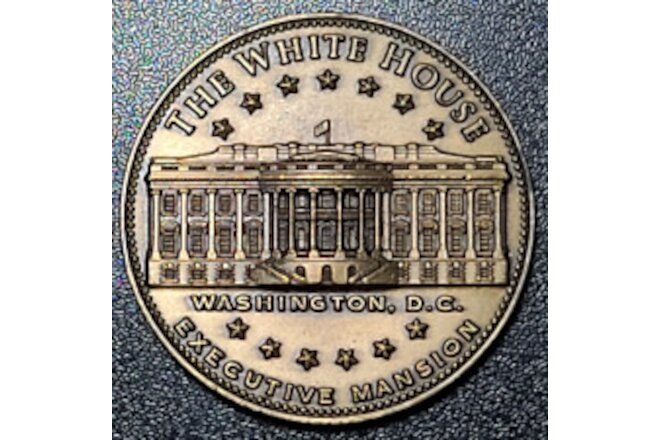 The White House Executive Mansion 200th Anniversary 40mm Medal