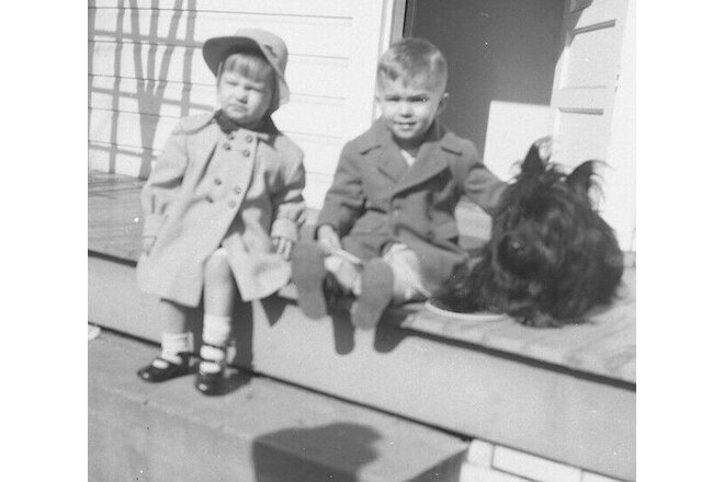 1940s Terrier Scottish Black Dog Scottie Family Pet Negatives Photo Lot Of 5