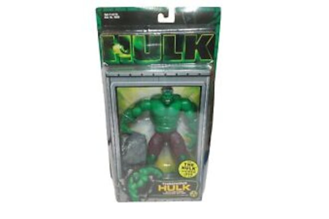 Throwing Hulk With Boulder Marvel Movie 2003 Toybiz