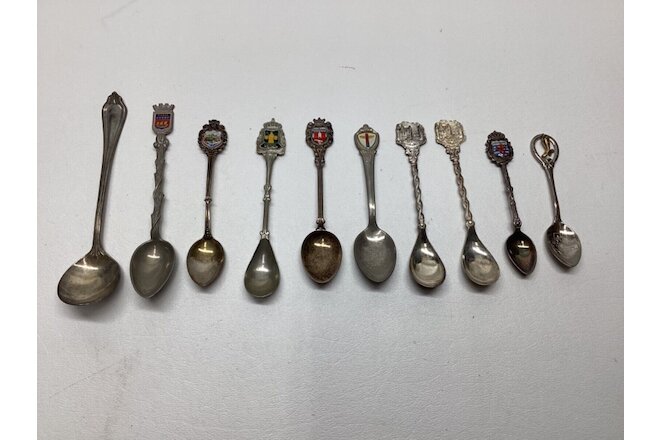 Vintage LOT of 10 Vintage Collector Souvenir Spoons World and USA