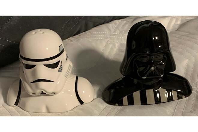 STAR WARS - Darth Vader & Stormtrooper - Salt & Pepper Shaker Set - New Unused