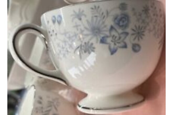 Wedgwood Belle Fleur Bone China Tea Cup Made in England