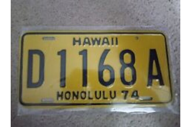1974 Hawaii Honolulu Dealer License Plate # D1168A - Unused NOS - Hawaiian