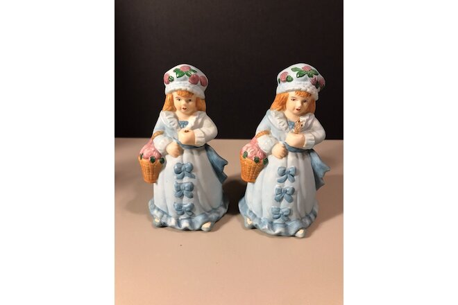Pair of Trippie's Inc Bells Blonde Girl in Blue Colonial Dress with Basket 1988
