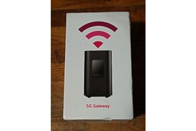 T-Mobile 5G Gateway Arcadyan KVD21 Kit - Black New In Box sealed