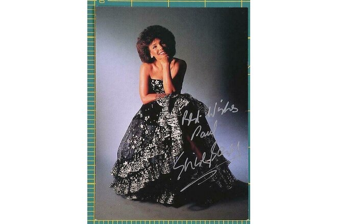 Shirley Bassey (James Bond Singer) Pair Original Autographed Photograph Note