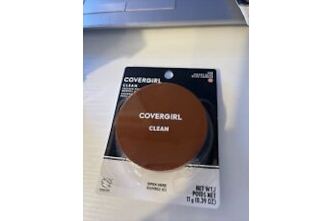 1 Covergirl Clean Pressed Powder CREAMY BEIGE for Normal Skin 150 Free Shipping