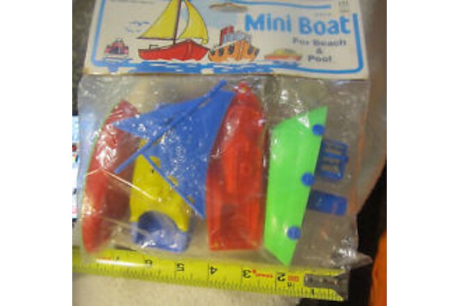 4 pack New VTG West Coast Liquidators Toys Mini Boat For Beach & Pool,sail,ship