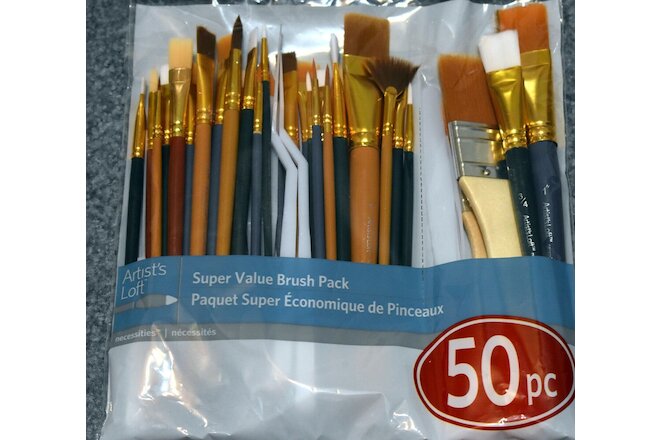 LOT of 50 x Artist's Loft Artist Brushes - FREE SHIPPING - Brand new in package