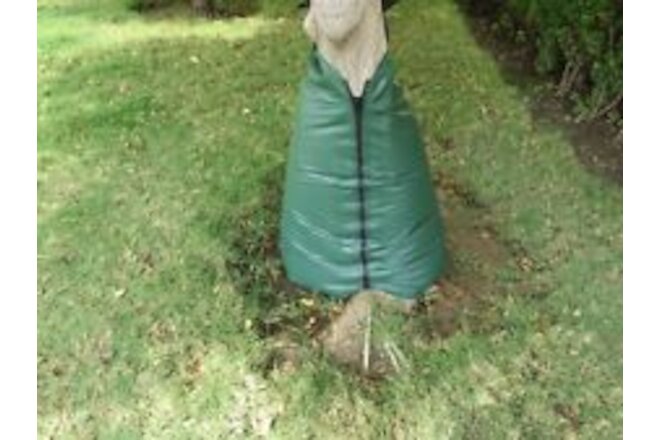 Tree Watering Bag - 20 gal, Slow Release Water Bag, Soil Irrigate Sack