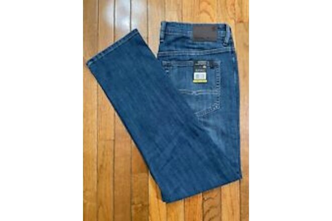 Buffalo Men's Jackson-X Straight Stretch Blue Jeans (Actual 34x32)(Tag 32x32)