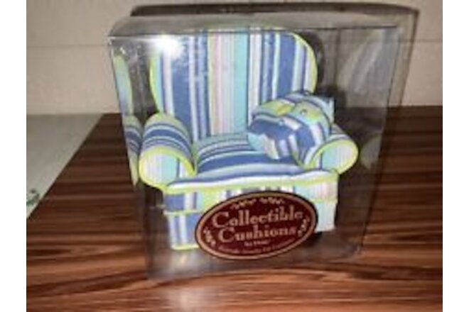 Unused Dritz Collectible Cushions Novelty Pin Cushion Blue Striped