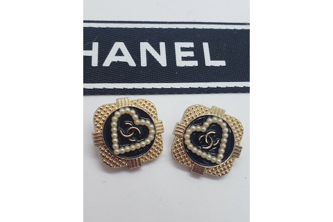 Set of 2 Chanel black gold  buttons with pearls, 22 mm, stamped