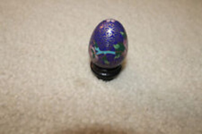 Vintage 1980s Chinese cloisonne enamel egg -2"H with stand