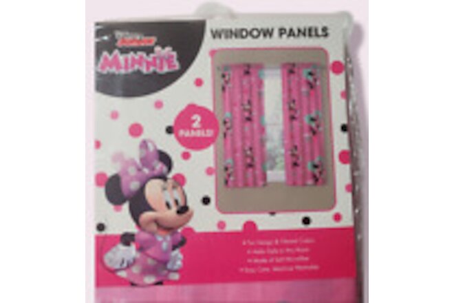 Disney Junior Minnie "Minnie's Being Me" 82 in x 63 208X160 CM Window Panels NIP