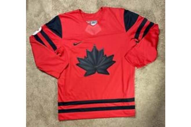 Nike Team Canada Men’s XL 2022 Olympic Replica Hockey Jersey Red Black NEW