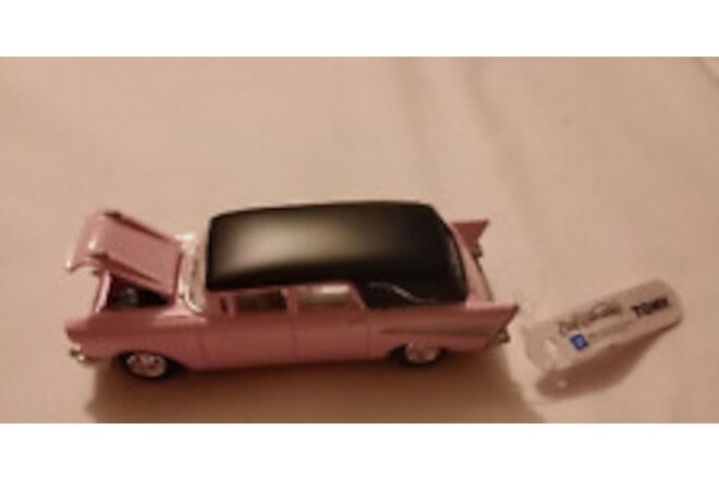 1957 CHEVY COLLECTIBLE HEARSE -PINK with black vinyl top ERTL Diecast 1:64 NEW