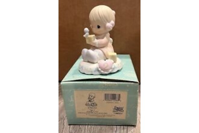 PRECIOUS MOMENTS 2001 "136212B" "AGE 2" NEW IN BOX-NEVER DISPLAYED-MINT